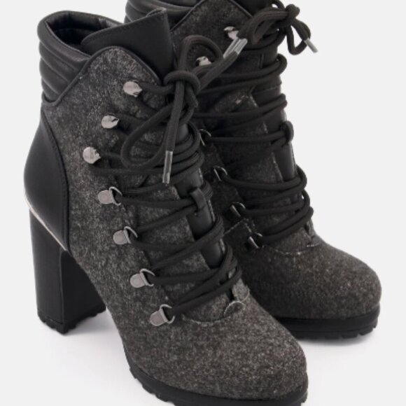 DKNY Women Lenni Lace Up Combat Bootie - Picture 1 of 10